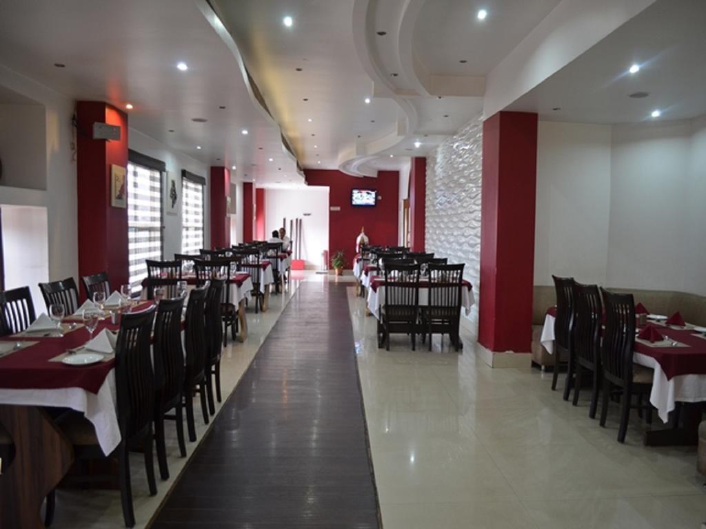 Hotel Rajdhani Regency Guwahati Eksteriør billede