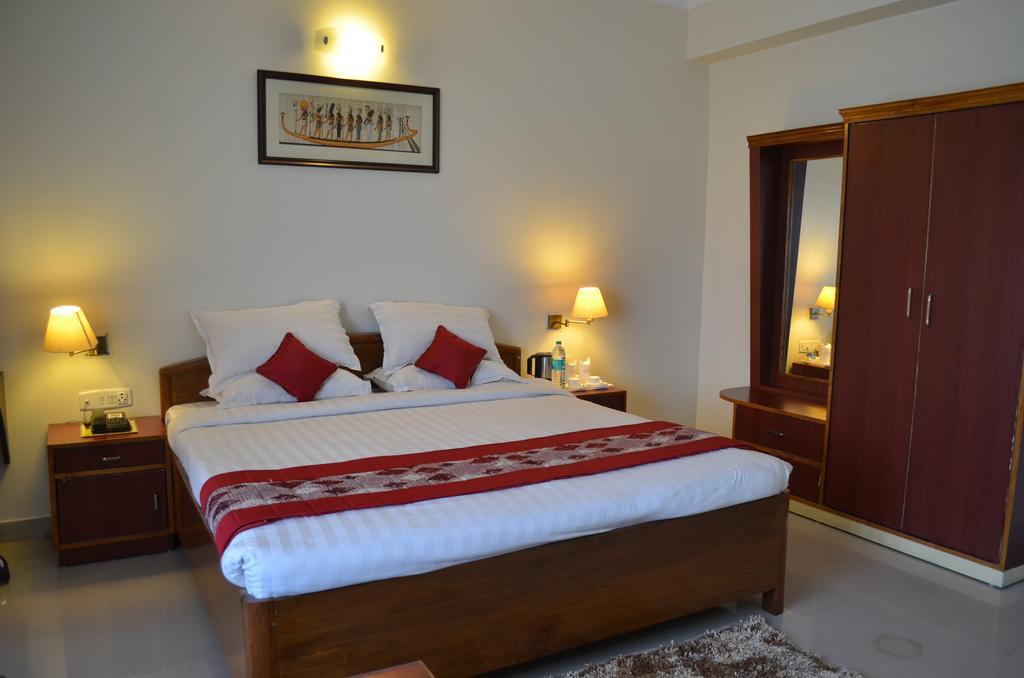 Hotel Rajdhani Regency Guwahati Værelse billede
